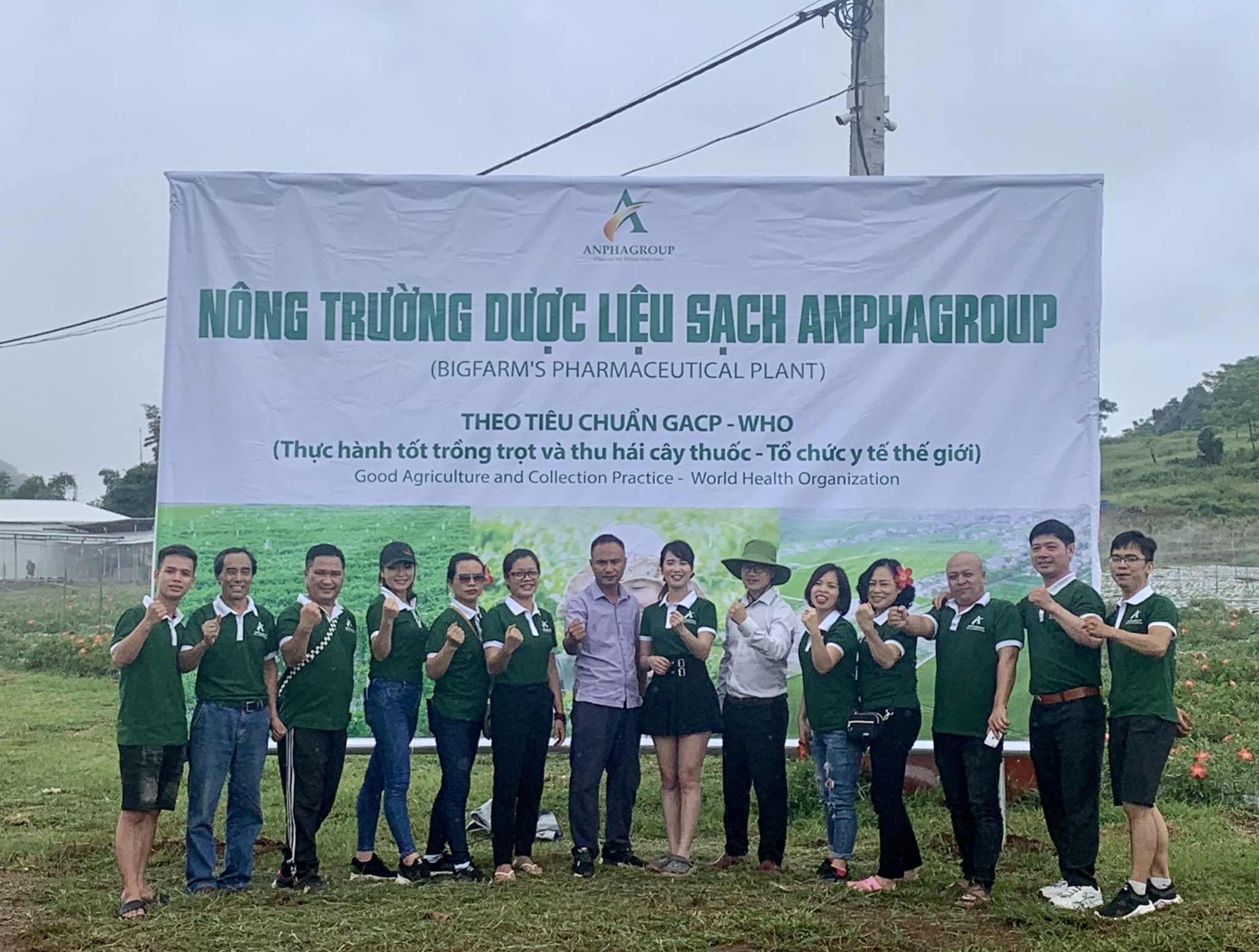 Khám phá vùng trồng dược liệu rộng 11ha tại Hòa Bình cùng CEO Nguyễn Thu Huyền và Anphagroup